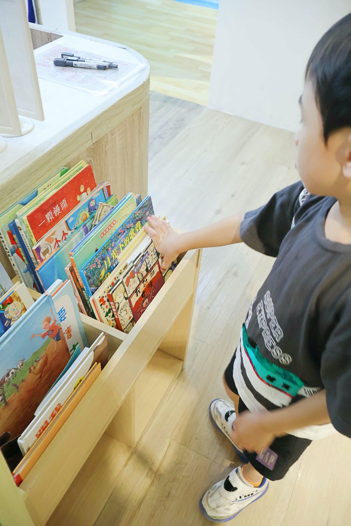 【新開幕】Baby Wonderland 童話愛樂園|景安捷運站旁全新室內親子樂園|球池、AR牆、主題廚房一次玩翻天! - 第11張圖
