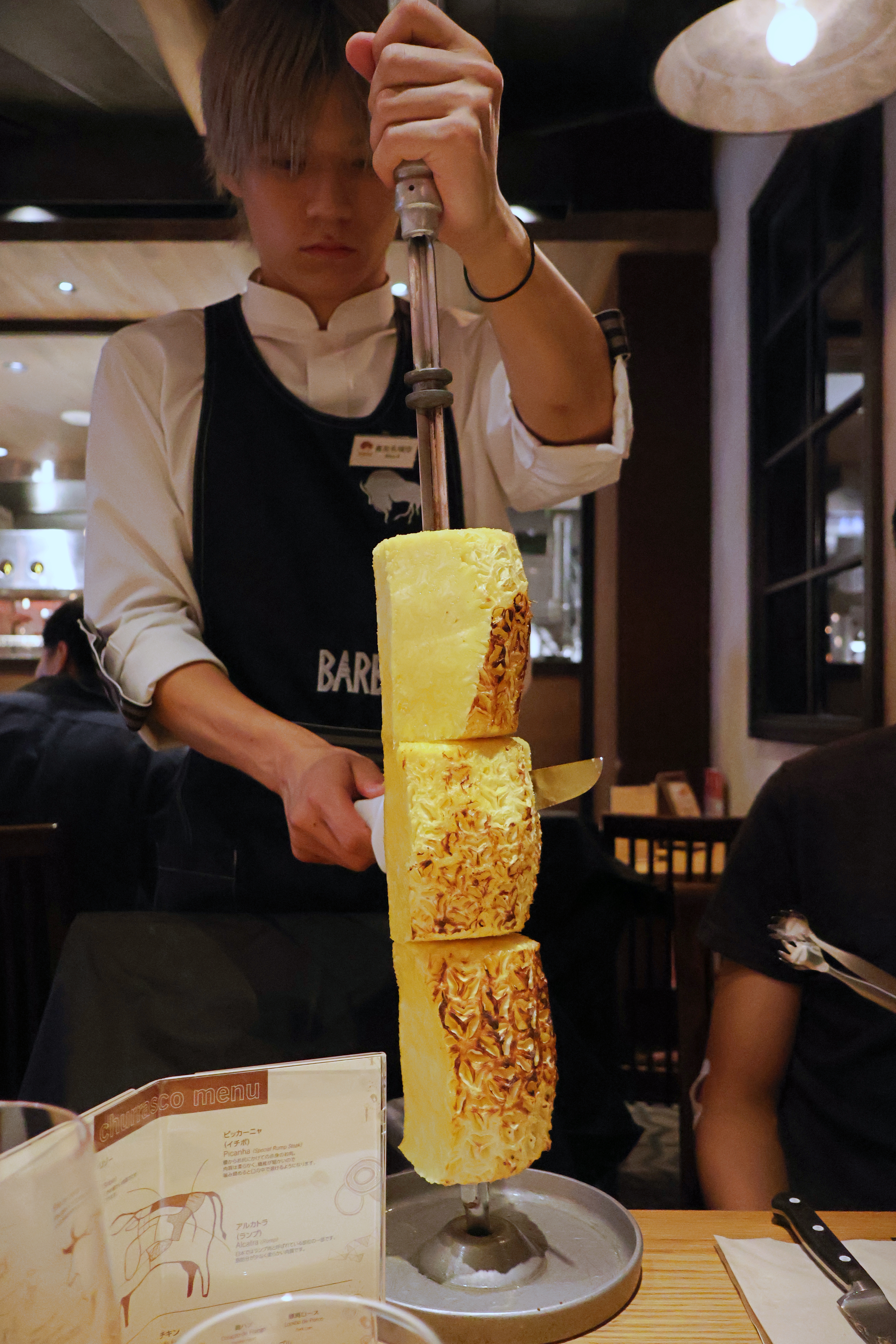 【東京美食推薦】誰說去日本只能吃燒肉,試試正宗「BARBACOA 巴西烤肉」,牛排沙拉甜點吃到飽 - 第5張圖
